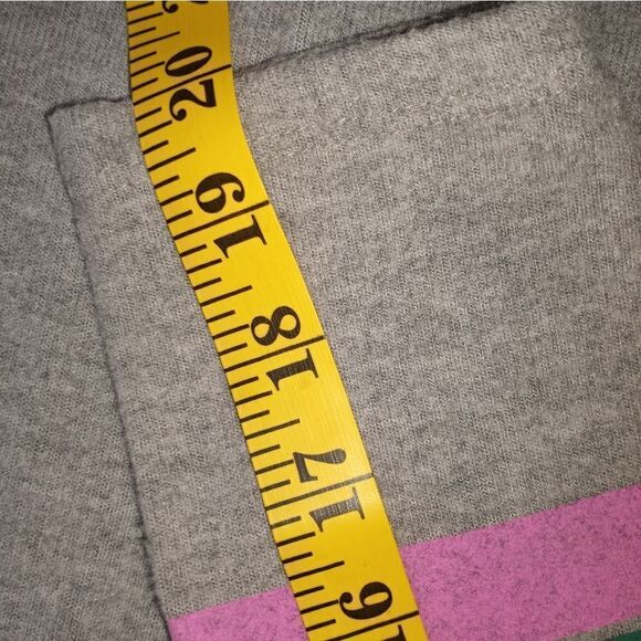 Chaser Rainbow M LOVE Women's Sweatshirt Longsleeves Soft Pride - Picture 8 of 8